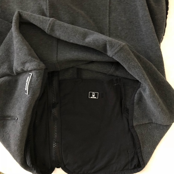 Calvin Klein Performance fleece jacket - Picture 8 of 8